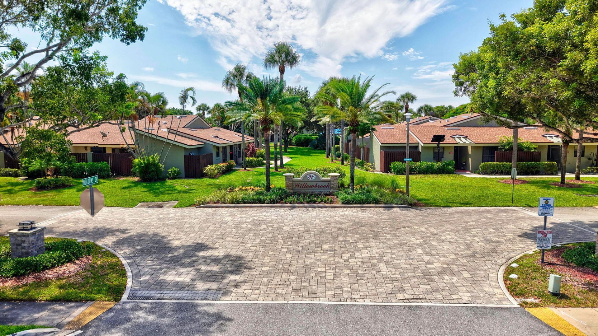 204 Meadows Drive, Boynton Beach, FL 33436 Photo