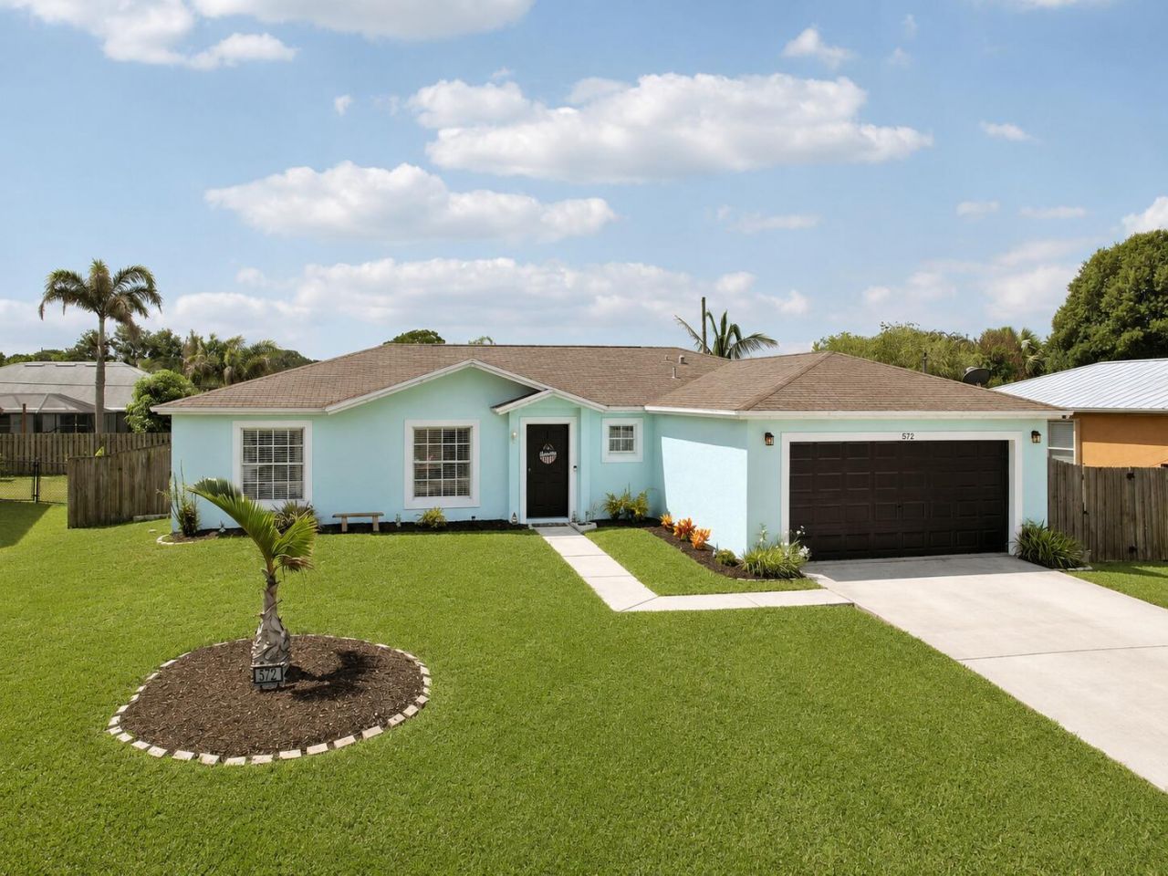 572 SW Bacon Terrace, Port Saint Lucie, FL 34953 Photo