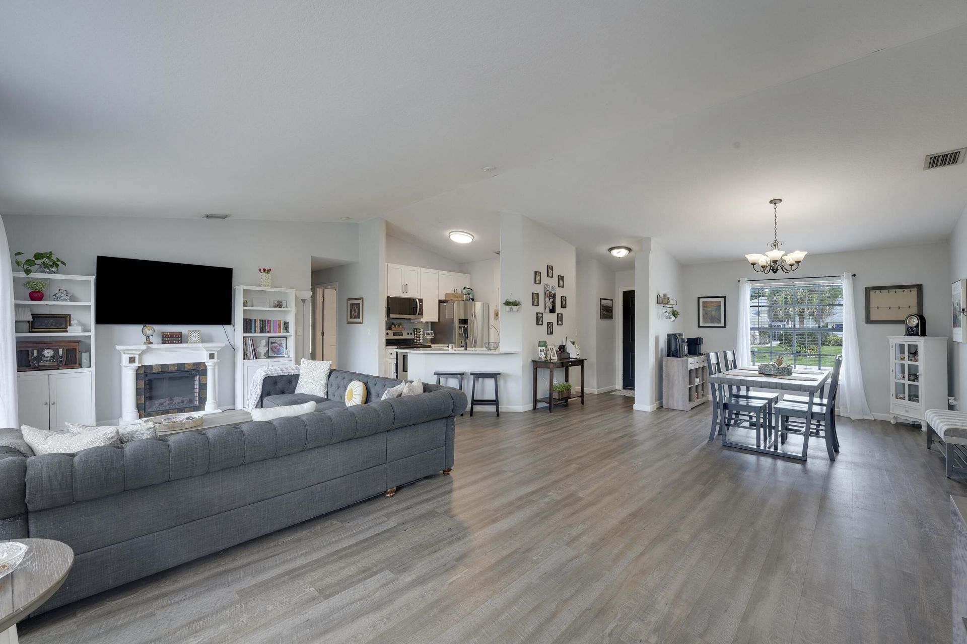 572 SW Bacon Terrace, Port Saint Lucie, FL 34953 Photo