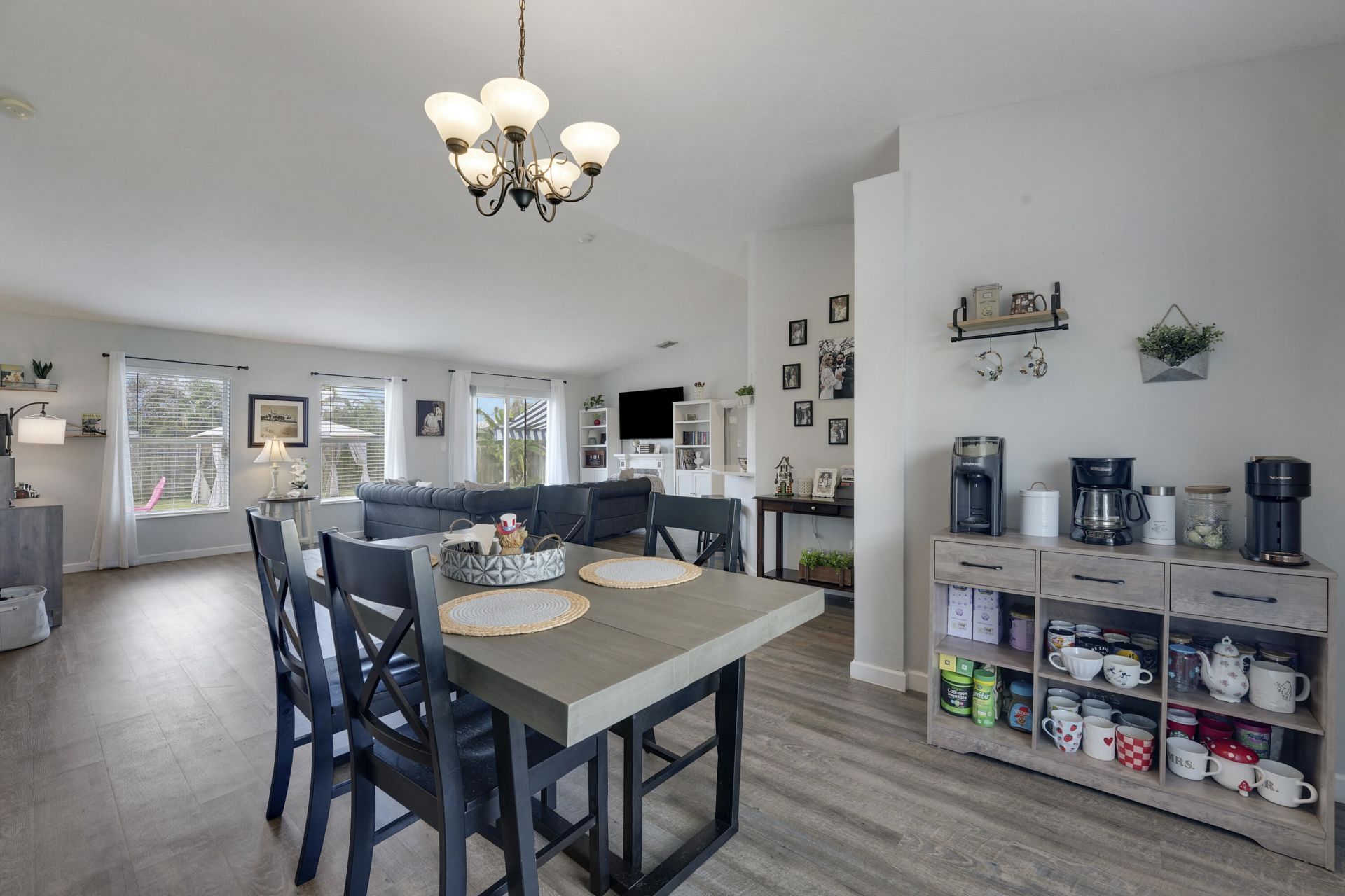 572 SW Bacon Terrace, Port Saint Lucie, FL 34953 Photo