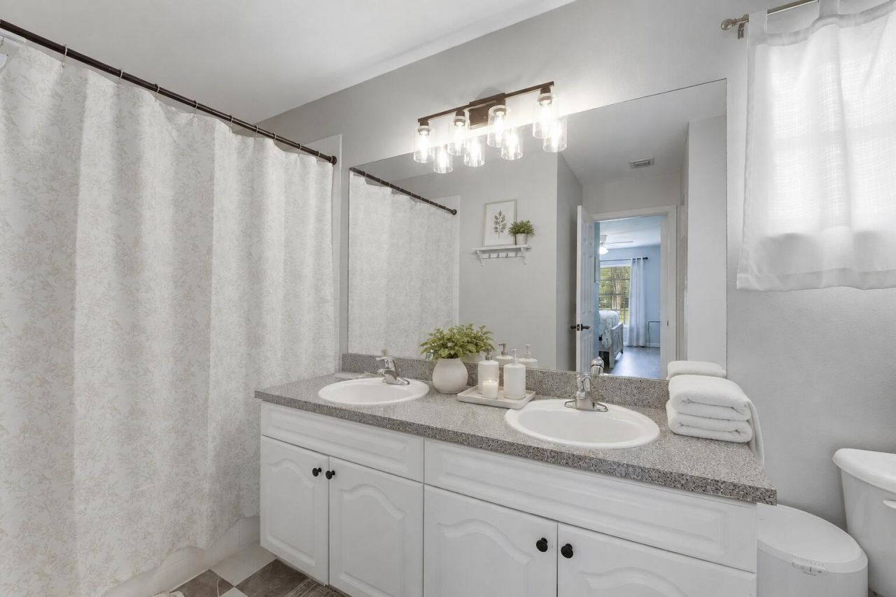 572 SW Bacon Terrace, Port Saint Lucie, FL 34953 Photo