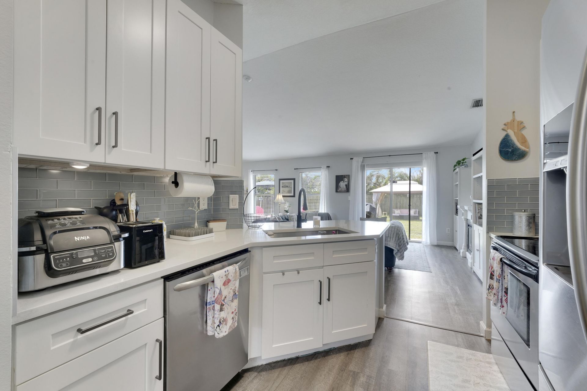 572 SW Bacon Terrace, Port Saint Lucie, FL 34953 Photo