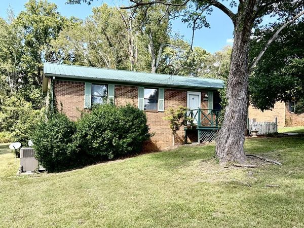 3382 Dietz Dr, Cookeville, TN 38506