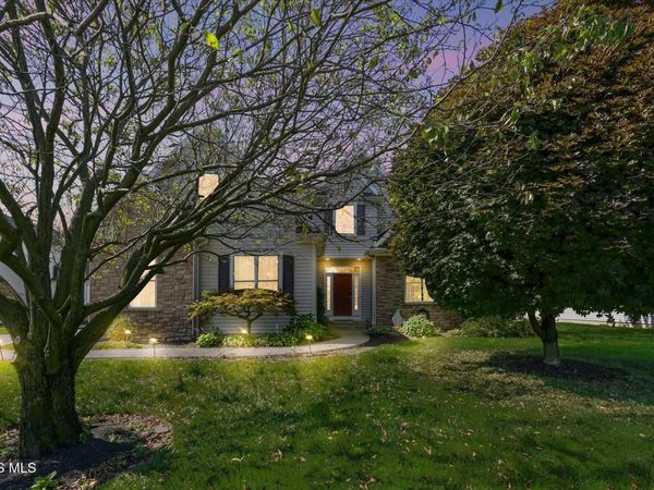 2334 Sunflower Court , Perrysburg, OH 43551