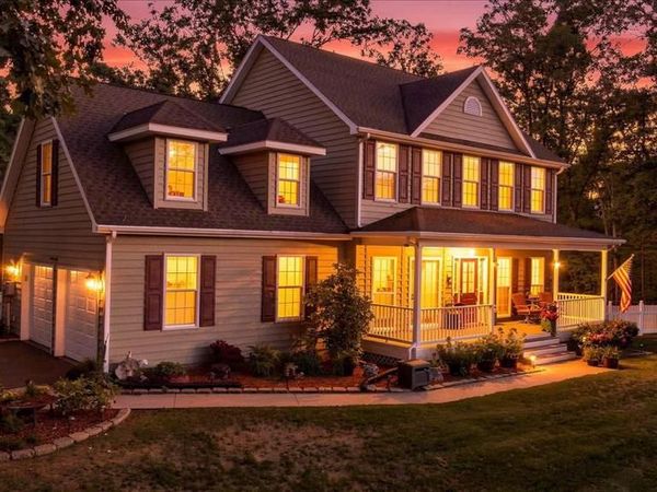4854 CHERRY RUN ROAD, HEDGESVILLE, WV 25427