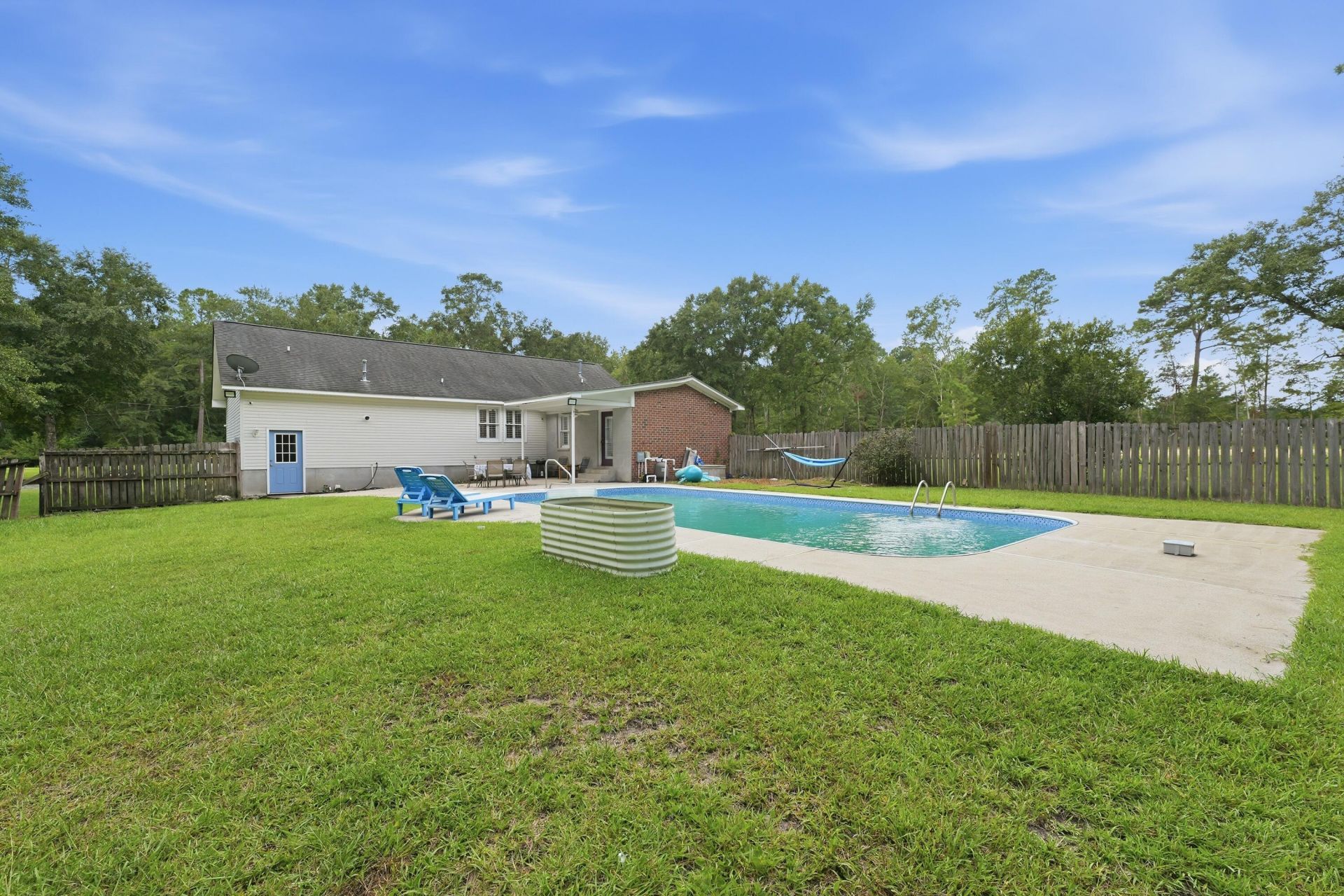 1050 Millies Way Drive Photo 14