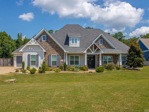 4040 Vineyard Way, Alexander, AR 72002