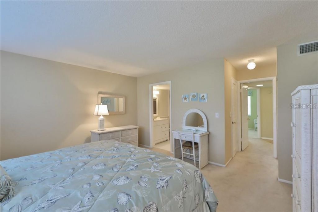 3680 Ironwood Circle, Unit 105L, Bradenton, FL 34209 Photo