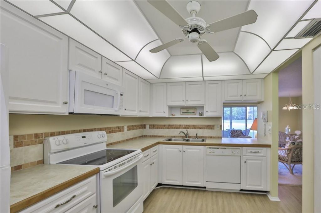 3680 Ironwood Circle, Unit 105L, Bradenton, FL 34209 Photo