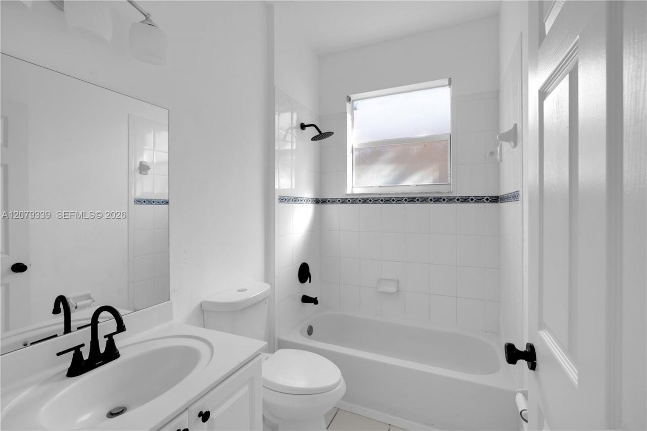 5040 SW 139th Ter , Miramar, FL 33027 Photo