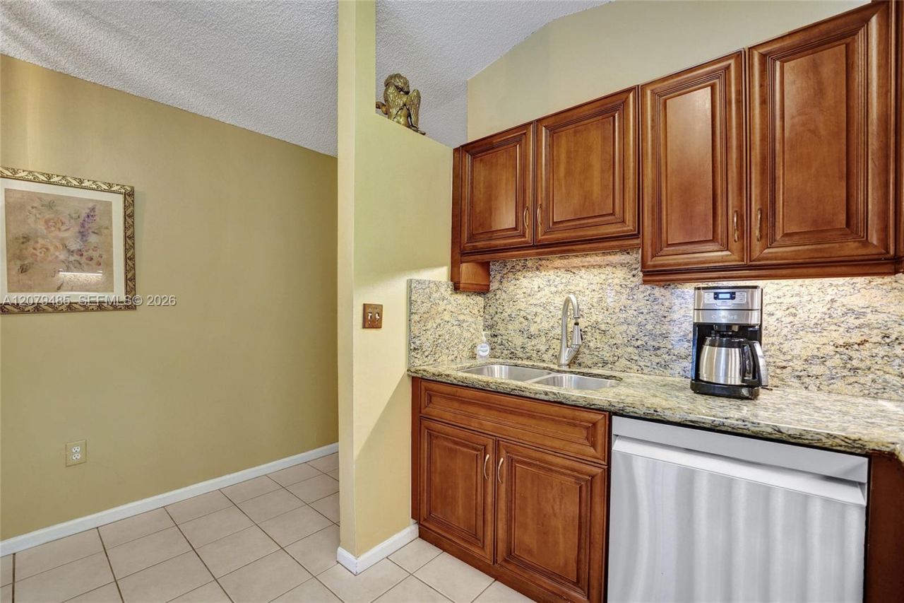 774 SW 120th Ave , Pembroke Pines, FL 33025 Photo