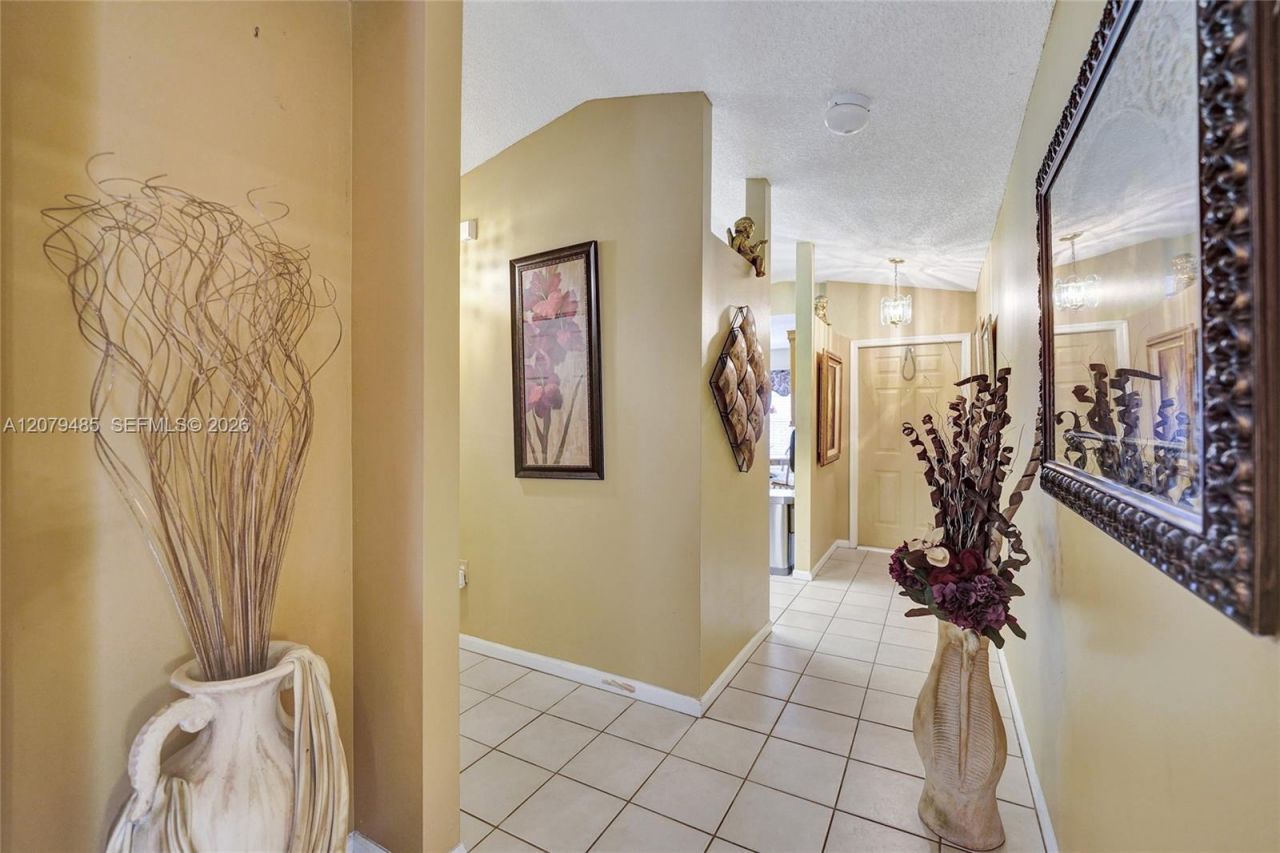 774 SW 120th Ave , Pembroke Pines, FL 33025 Photo
