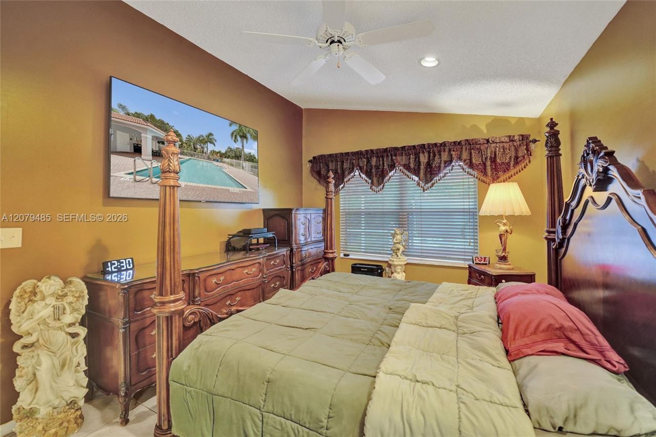 774 SW 120th Ave , Pembroke Pines, FL 33025 Photo