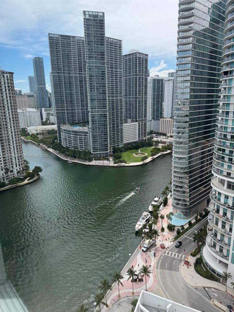 325 S Biscayne Blvd, Unit 2914, Miami, FL 33131 Photo