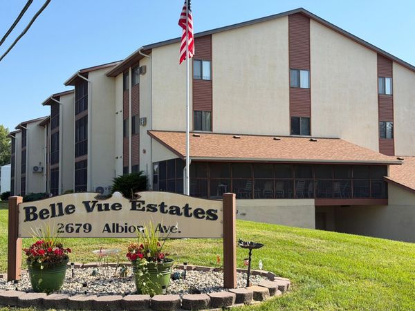 2679 Albion Avenue, Unit 203, Fairmont, MN 56031
