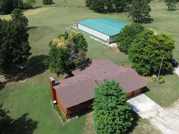 17984 State Highway 248 , Cassville, MO 65625