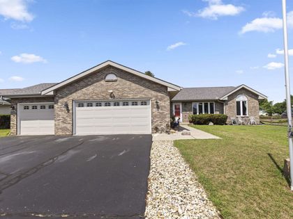 147 Autumnwood Lane Davis Junction, IL 61020