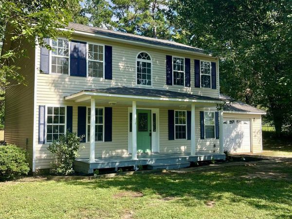 200 FAIRWAY DR, Saulsbury, TN 38067