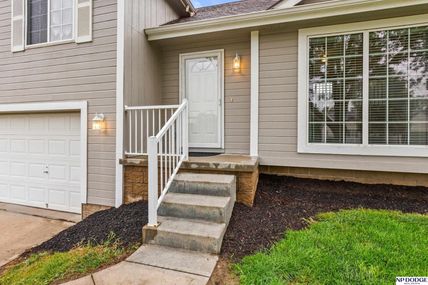 11710 Willow Park Drive, Gretna, NE 68028