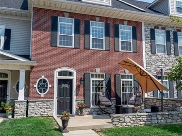 102 California Drive, Unit B, Buffalo, NY 14221
