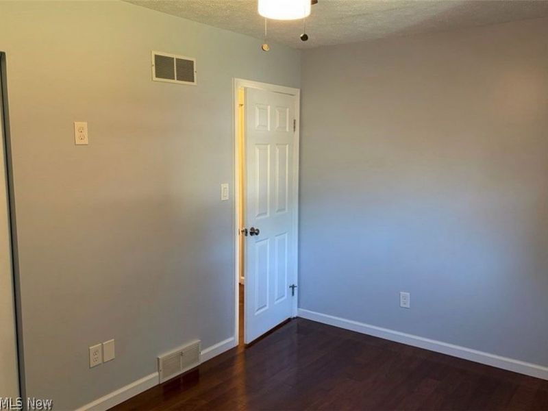 164 Runnemede Drive, Youngstown, OH 44512 Photo 29