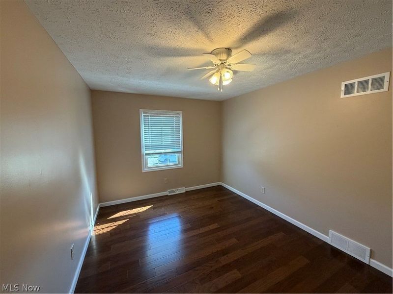 164 Runnemede Drive, Youngstown, OH 44512 Photo 30