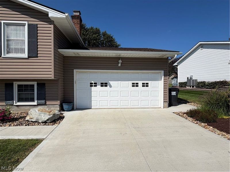 164 Runnemede Drive, Youngstown, OH 44512 Photo 4