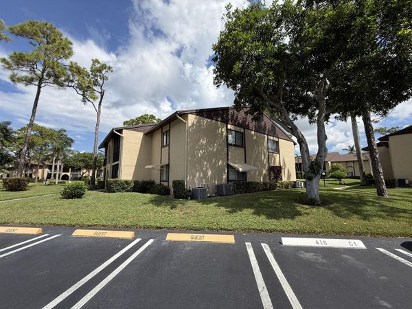 418 PINE GLEN Lane, Unit C-2, Greenacres, FL 33463
