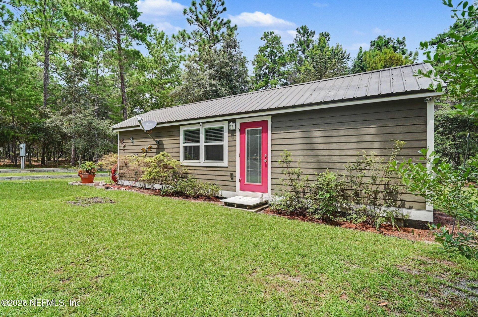 304 Grove Street, Welaka, FL 32181 Photo
