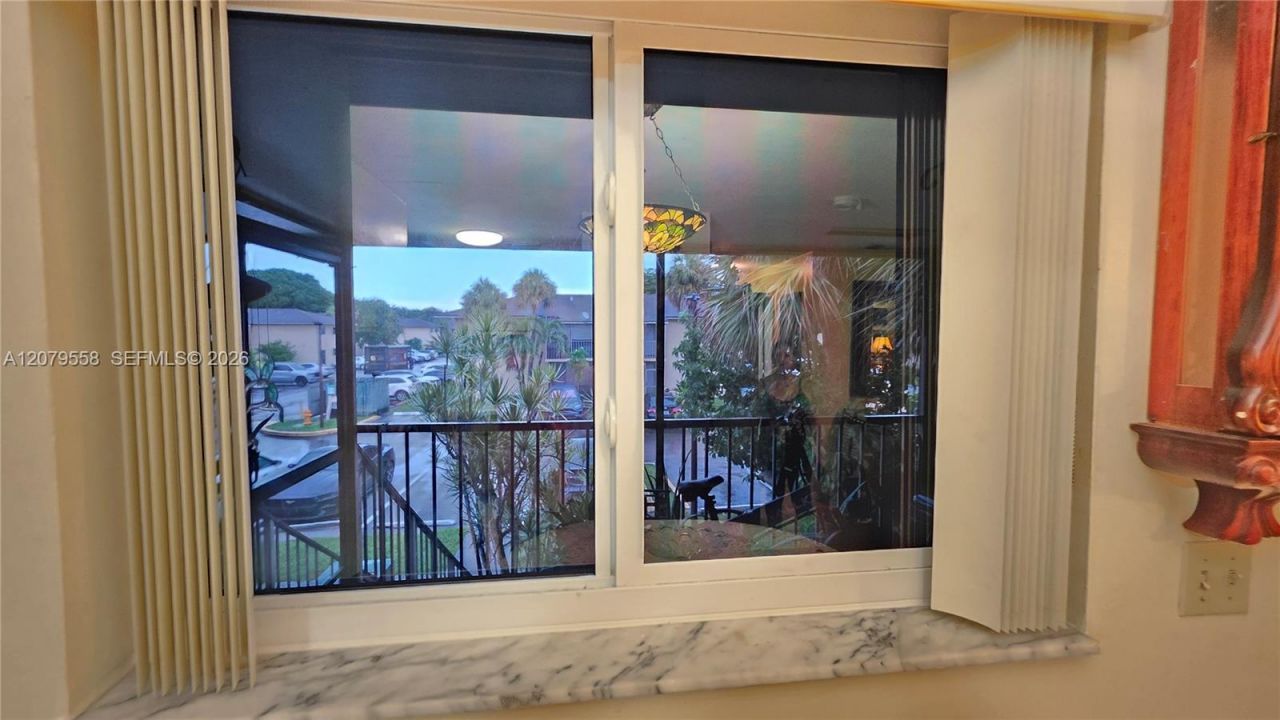 15619 SW 73rd Cir Ter, Unit 10-8, Miami, FL 33193 Photo