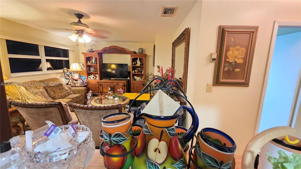 15619 SW 73rd Cir Ter, Unit 10-8, Miami, FL 33193 Photo