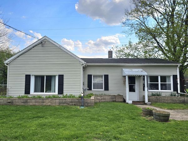 583 Shirley Drive, Jackson, MI 49202