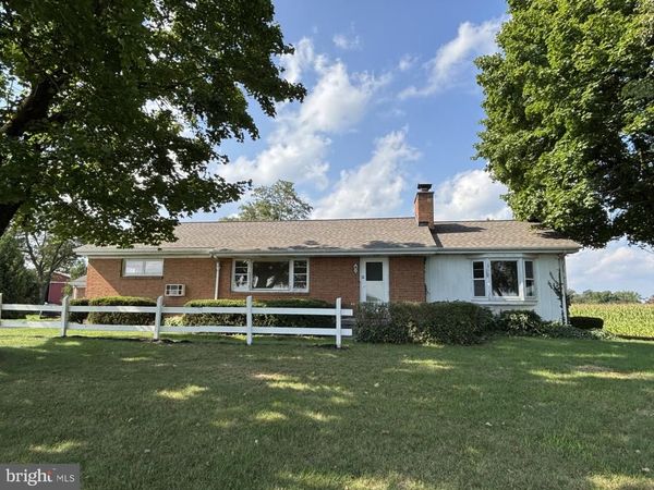 1762 BLACKS BRIDGE ROAD, ANNVILLE, PA 17003