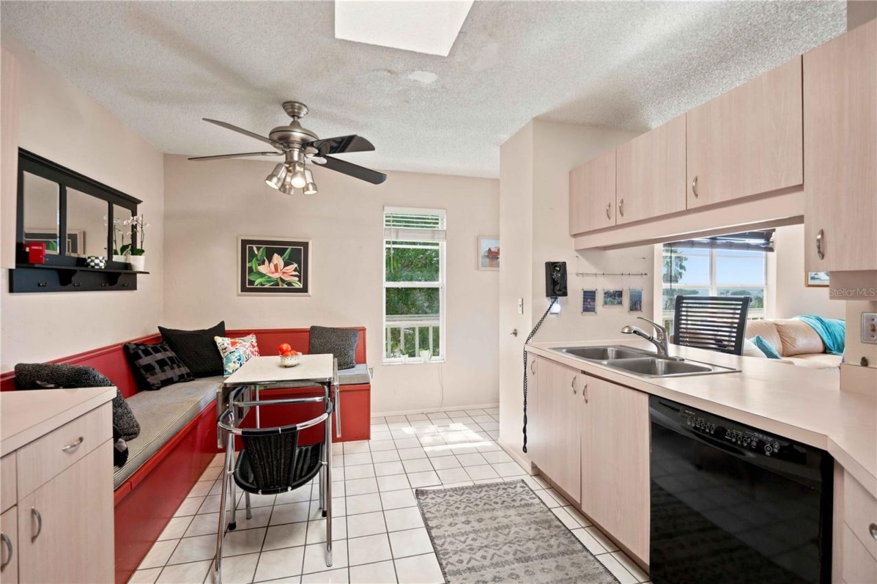 6904 22nd Street W, Bradenton, FL 34207 Photo