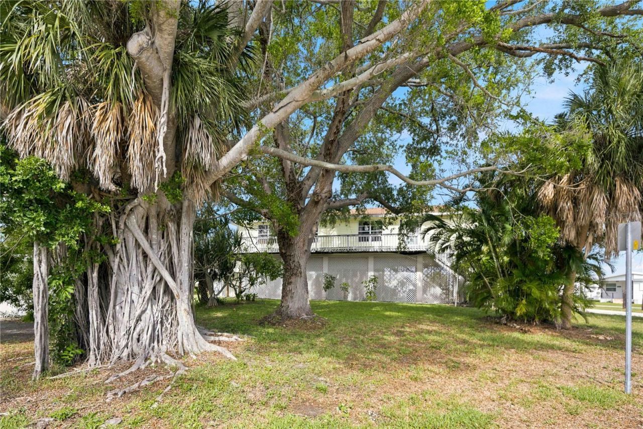 6904 22nd Street W, Bradenton, FL 34207 Photo