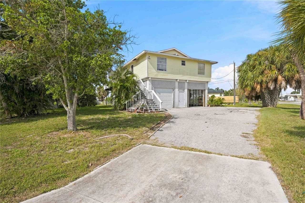 6904 22nd Street W, Bradenton, FL 34207 Photo