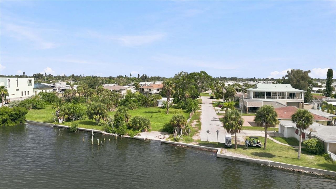 6904 22nd Street W, Bradenton, FL 34207 Photo