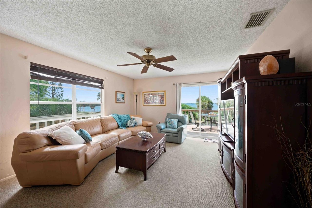 6904 22nd Street W, Bradenton, FL 34207 Photo