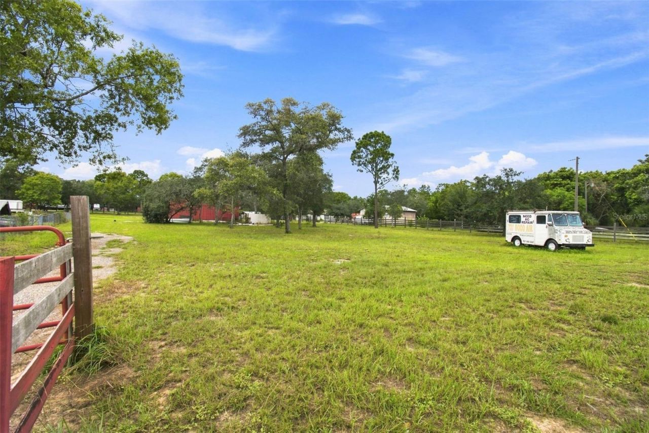 8279 Sunshine Grove Road, Brooksville, FL 34613 Photo