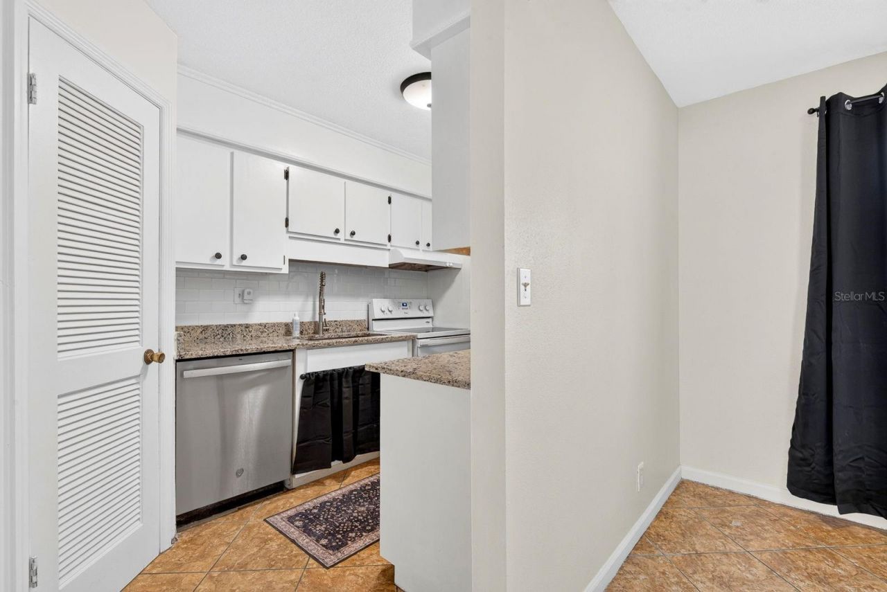 4507 9th Street W, Unit E3, Bradenton, FL 34207 Photo