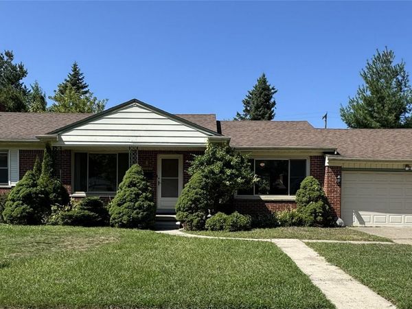 18947 Whitby Street , Livonia, Mi 48152