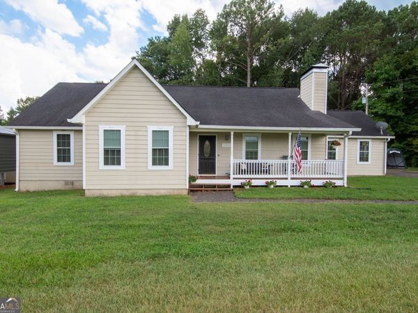 971 Bo Bo Banks Road, Grantville, GA 30220