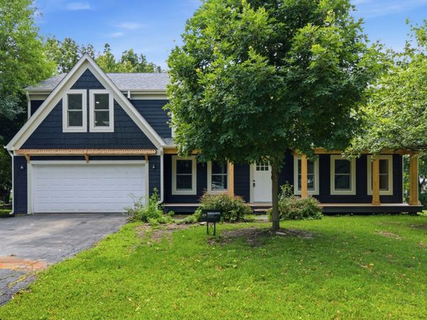 1268 W Bauer Road , Naperville, IL 60563