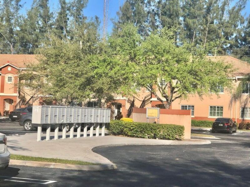 3740 N Jog Road, Unit 106, West Palm Beach, FL 33411 Photo