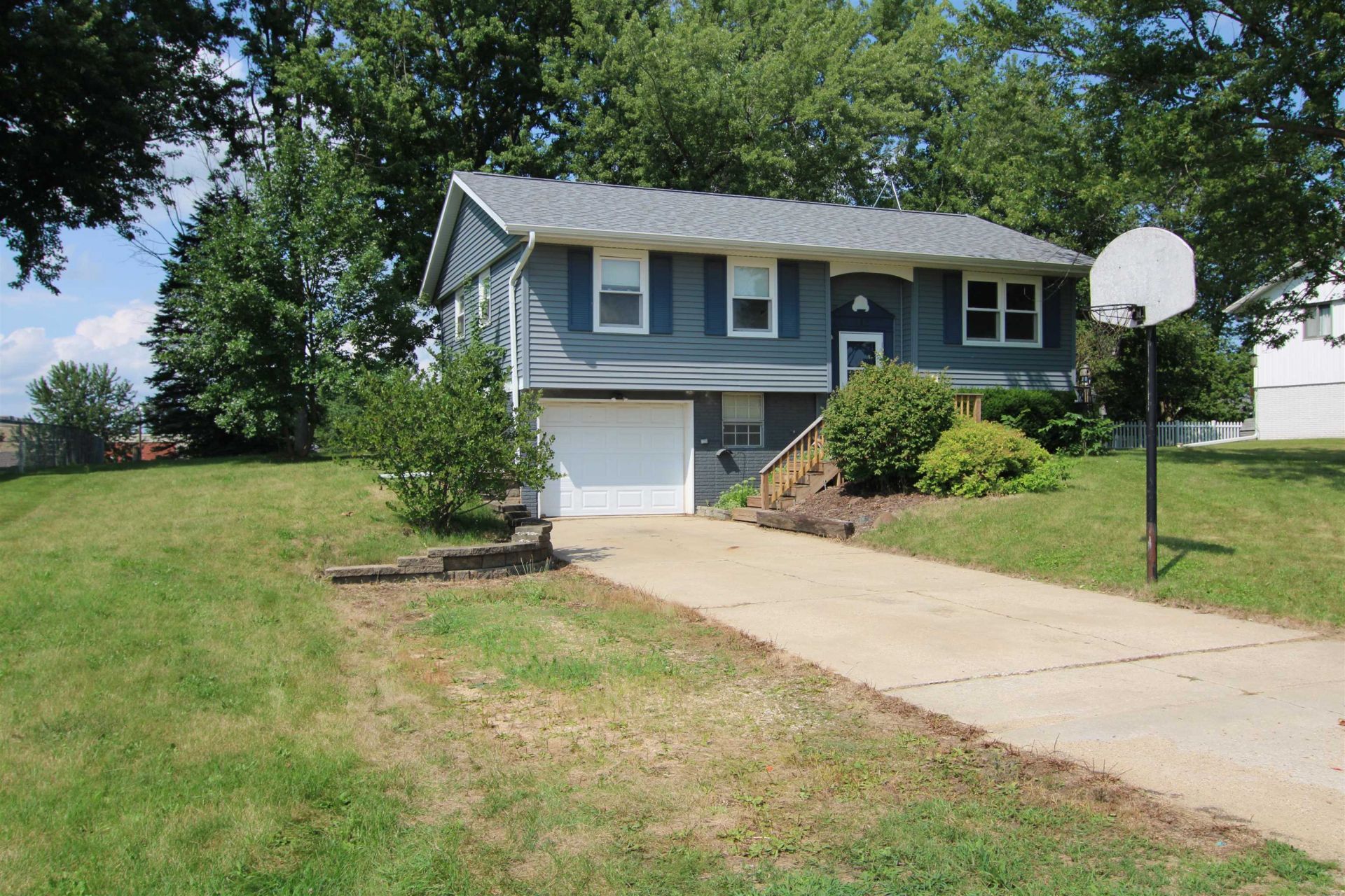 212 Valley View Drive, Orangeville, IL 61060 Main Photo