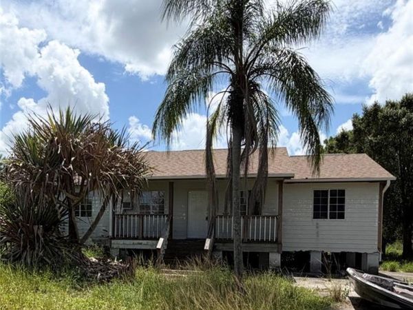 3717 21st ST SW, LEHIGH ACRES, FL 33976