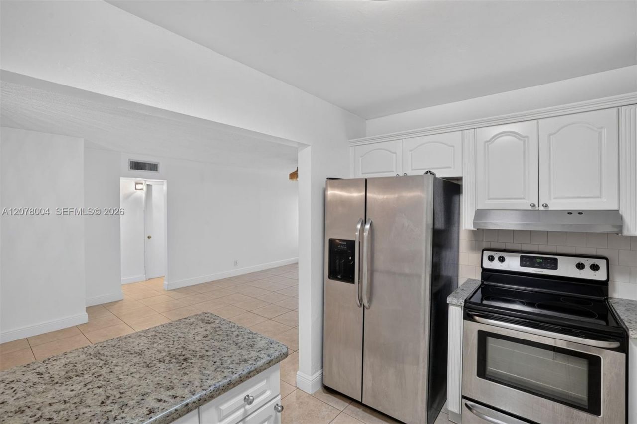 12840 SW 43rd Dr , Unit 176-B, Miami, FL 33175 Photo