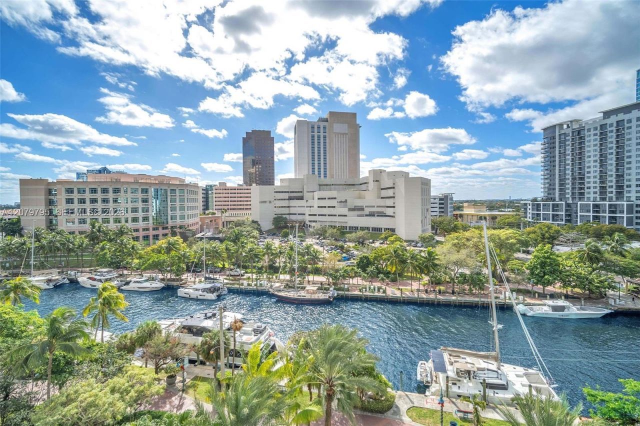 333 Las Olas Way, Unit 1204, Fort Lauderdale, FL 33301 Photo