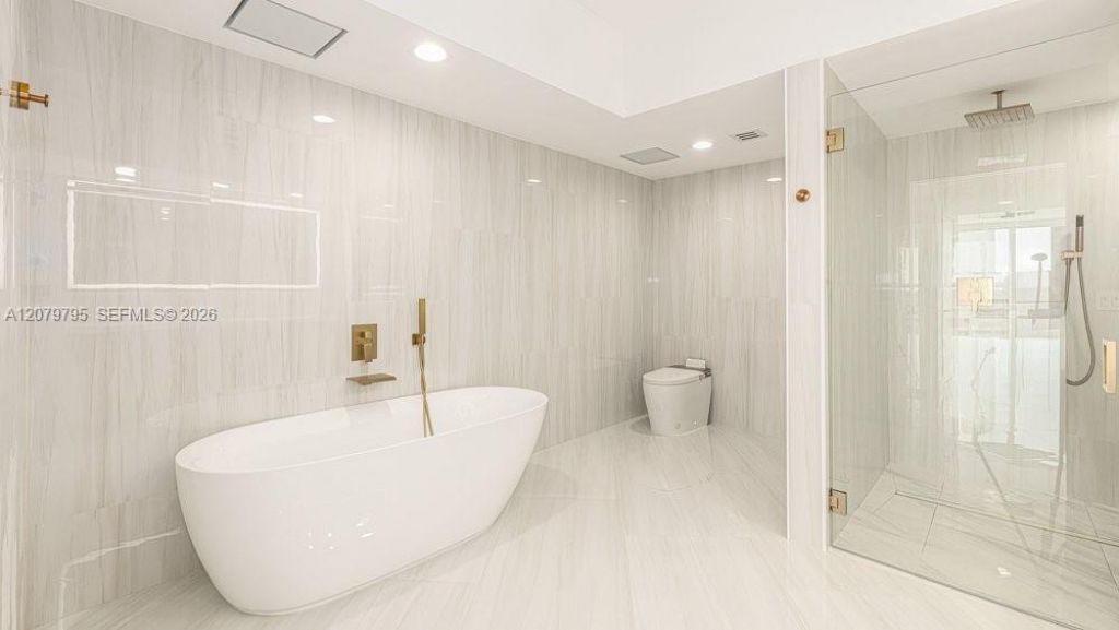333 Las Olas Way, Unit 1204, Fort Lauderdale, FL 33301 Photo