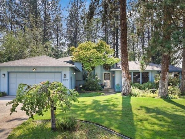 207 W Woodway Ave, Spokane, WA 99218